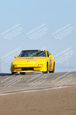 media/Oct-26-2025-CalClub SCCA (Sun) [[8ce1e69566]]/Group 2/Grapevine/